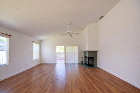 Villa ou maison à vendre à Davenport, Floride: 4 chambres, 178.47 m2 № 2124793 - photo 5
