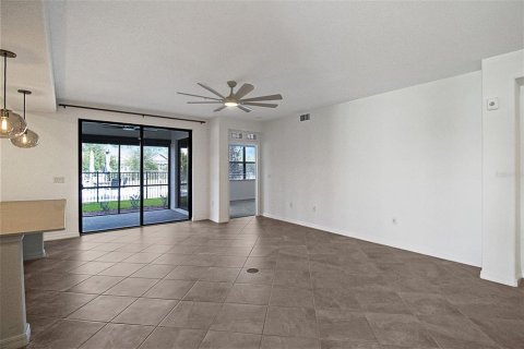 Touwnhouse à louer à Sarasota, Floride: 3 chambres, 161.74 m2 № 2406402 - photo 6