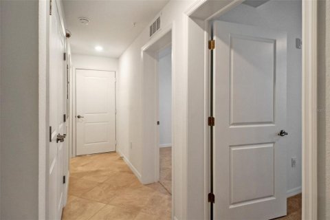 Touwnhouse à louer à Sarasota, Floride: 3 chambres, 161.74 m2 № 2406402 - photo 25