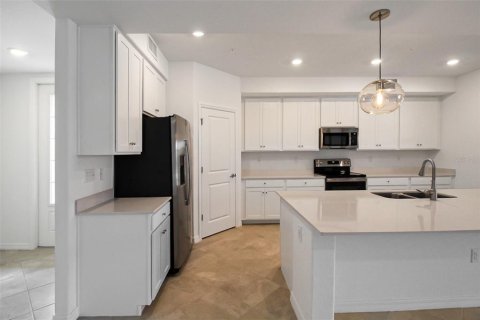 Touwnhouse à louer à Sarasota, Floride: 3 chambres, 161.74 m2 № 2406402 - photo 9
