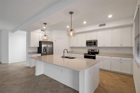 Touwnhouse à louer à Sarasota, Floride: 3 chambres, 161.74 m2 № 2406402 - photo 8