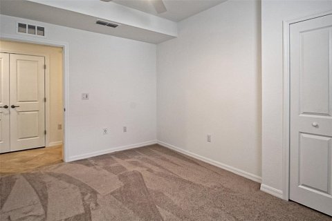 Touwnhouse à louer à Sarasota, Floride: 3 chambres, 161.74 m2 № 2406402 - photo 30