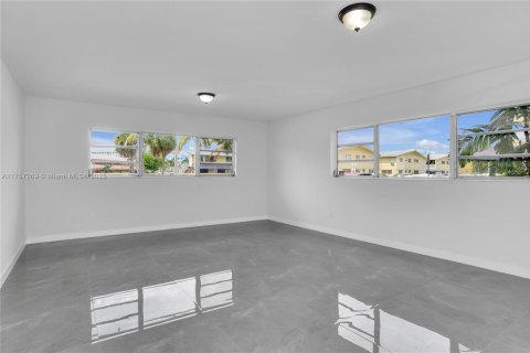 Copropriété à vendre à North Miami, Floride: 2 chambres, 110.18 m2 № 2016009 - photo 18