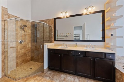 House in Cooper City, Florida 4 bedrooms, 215.53 sq.m. № 1705633 - photo 21