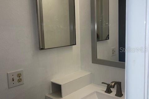 Villa ou maison à louer à Palm Harbor, Floride: 2 chambres, 95.69 m2 № 2422789 - photo 16