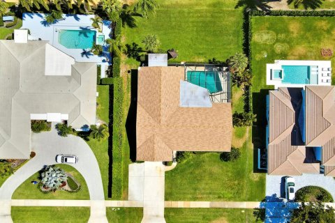 House in North Palm Beach, Florida 4 bedrooms, 217.95 sq.m. № 2246213 - photo 6