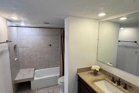 Appartement à louer à Miami, Floride: 2 chambres, 86.4 m2 № 1965532 - photo 21