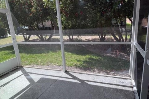 Townhouse in Sanford, Florida 3 bedrooms, 152.55 sq.m. № 2157337 - photo 5