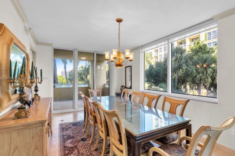 Condominio en venta en Key Biscayne, Florida, 4 dormitorios, 323.3 m2 № 1974597 - foto 21