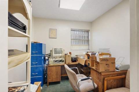 Propiedad comercial en venta en Saint Petersburg, Florida, 152.36 m2 № 2099529 - foto 26