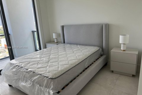 Condominio en venta en Miami, Florida, 2 dormitorios, 75.16 m2 № 2000400 - foto 2