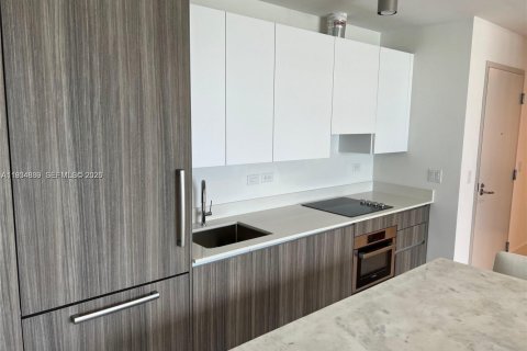 Condominio en venta en Miami, Florida, 2 dormitorios, 75.16 m2 № 2000400 - foto 7