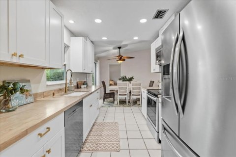 Casa en venta en Port Charlotte, Florida, 3 dormitorios, 126.35 m2 № 1902466 - foto 13