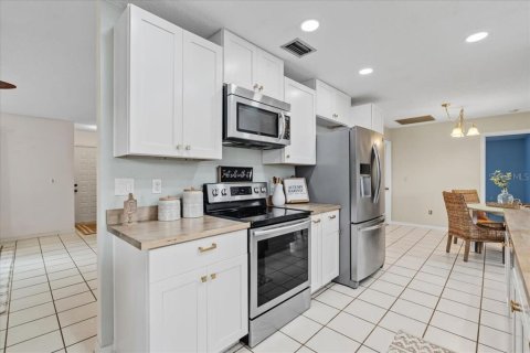 Casa en venta en Port Charlotte, Florida, 3 dormitorios, 126.35 m2 № 1902466 - foto 11
