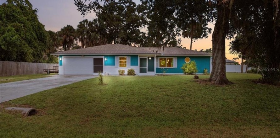 Casa en Port Charlotte, Florida 3 dormitorios, 126.35 m2 № 1902466