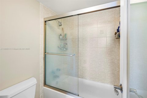 Copropriété à vendre à Miami Beach, Floride: 1 chambre, 88.26 m2 № 1979269 - photo 16