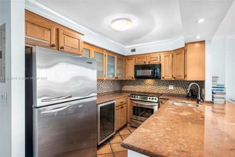 Copropriété à vendre à Miami Beach, Floride: 1 chambre, 88.26 m2 № 1979269 - photo 4