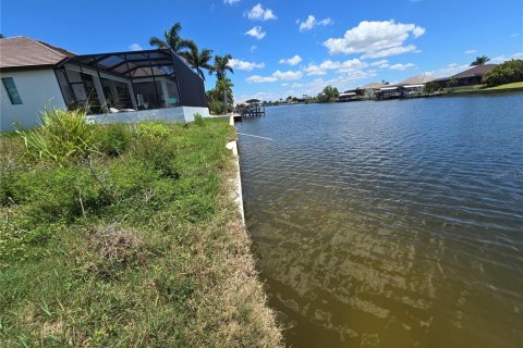 Terrain à vendre à Cape Coral, Floride № 1755524 - photo 11
