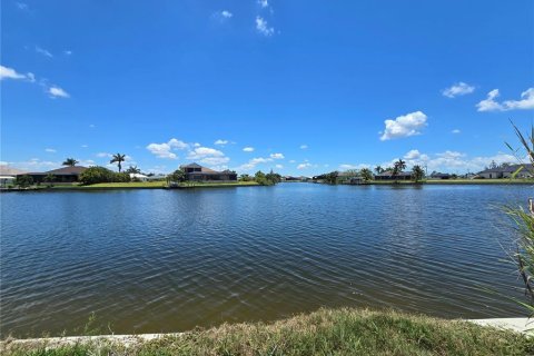 Terrain à vendre à Cape Coral, Floride № 1755524 - photo 6