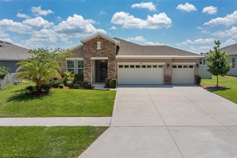Villa ou maison à Clermont, Floride 4 chambres, 195.56 m2 № 2400494