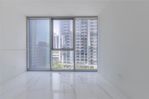 Condo in Miami, Florida, 4 bedrooms  № 1762725 - photo 22