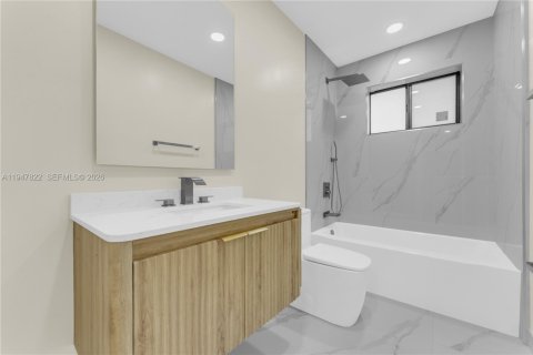 Villa ou maison à vendre à North Miami, Floride: 4 chambres, 172.61 m2 № 2004737 - photo 29