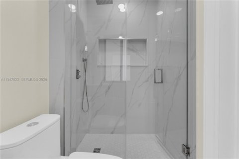 Villa ou maison à vendre à North Miami, Floride: 4 chambres, 172.61 m2 № 2004737 - photo 19