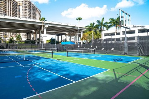 Купить кондоминиум в Авентура, Флорида 2 спальни, 126.81м2, № 1923972 - фото 7