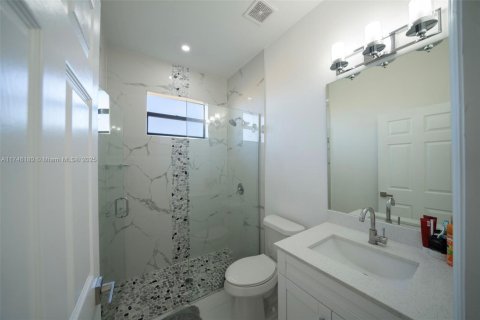 House in Lehigh Acres, Florida 3 bedrooms № 1862722 - photo 24