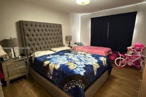 Снять в аренду кондоминиум в Хайалиа, Флорида 2 спальни, 75.44м2, № 2003704 - фото 17