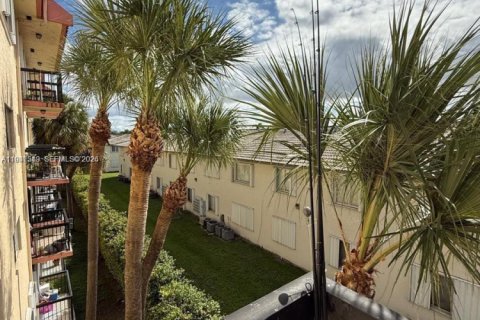 Снять в аренду кондоминиум в Хайалиа, Флорида 2 спальни, 75.44м2, № 2003704 - фото 12