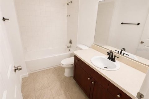 Apartment in Leesburg, Florida 3 bedrooms, 172.24 sq.m. № 2218748 - photo 15