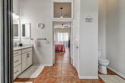 House in Davenport, Florida 4 bedrooms, 220.64 sq.m. № 2368944 - photo 23