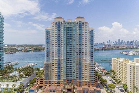 Купить таунхаус в Майами-Бич, Флорида 2 спальни, 130.99м2, № 2007223 - фото 28