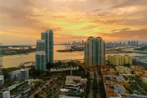 Купить таунхаус в Майами-Бич, Флорида 2 спальни, 130.99м2, № 2007223 - фото 29