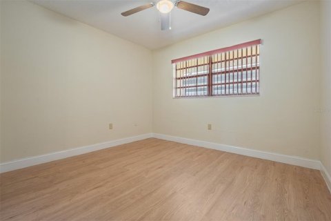 Villa ou maison à vendre à Clearwater, Floride: 2 chambres, 86.86 m2 № 1792368 - photo 22