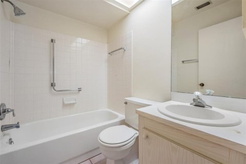 Villa ou maison à vendre à Clearwater, Floride: 2 chambres, 86.86 m2 № 1792368 - photo 20