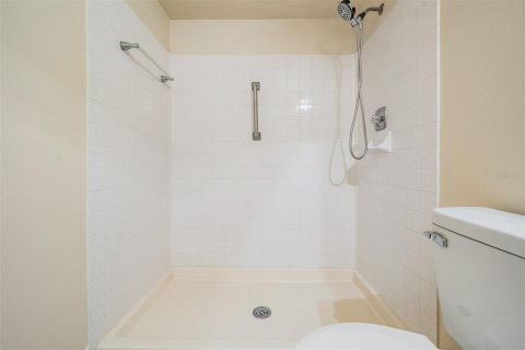 Villa ou maison à vendre à Clearwater, Floride: 2 chambres, 86.86 m2 № 1792368 - photo 9
