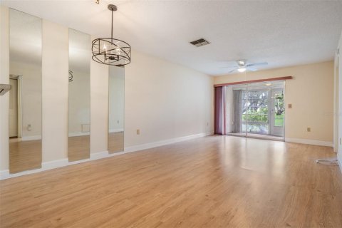 Villa ou maison à vendre à Clearwater, Floride: 2 chambres, 86.86 m2 № 1792368 - photo 3