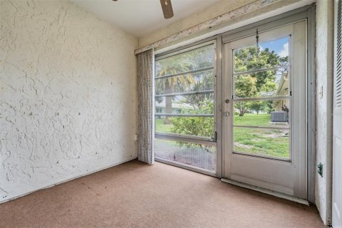 Villa ou maison à vendre à Clearwater, Floride: 2 chambres, 86.86 m2 № 1792368 - photo 4