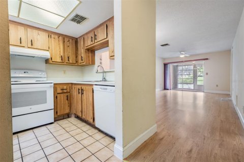 Villa ou maison à vendre à Clearwater, Floride: 2 chambres, 86.86 m2 № 1792368 - photo 14