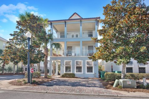 Villa ou maison à vendre à Destin, Floride: 5 chambres, 257.25 m2 № 559266 - photo 1