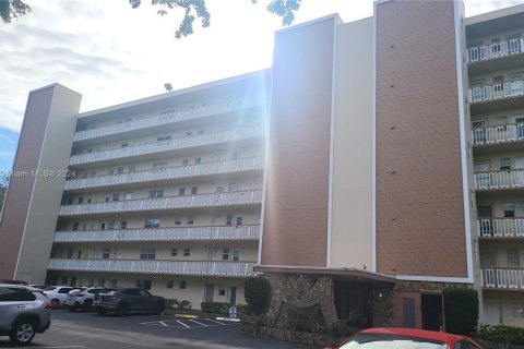 Снять в аренду квартиру в Халландейл-Бич, Флорида 2 спальни, 101.45м2, № 1984978 - фото 8