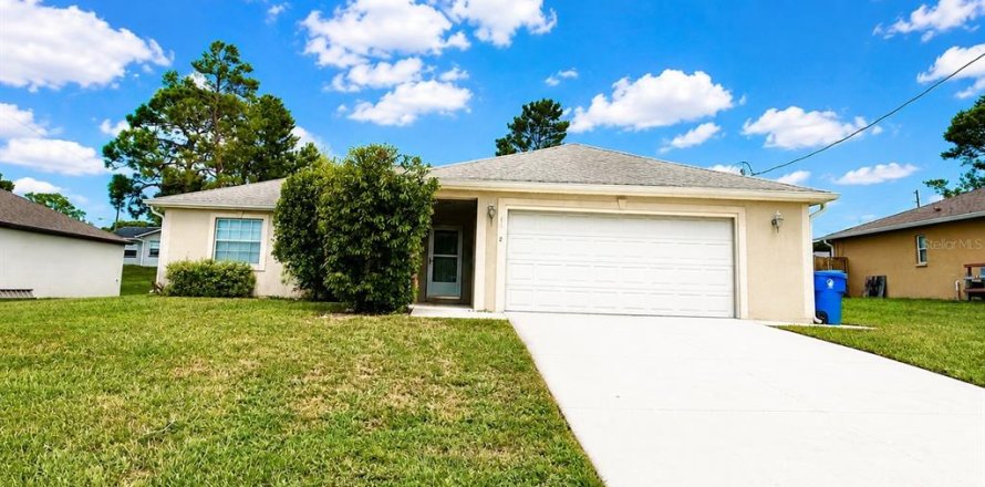 Villa ou maison à Spring Hill, Floride 3 chambres, 128.58 m2 № 2329603