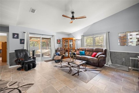 Casa en venta en Citrus Springs, Florida, 3 dormitorios, 148.09 m2 № 1723717 - foto 10
