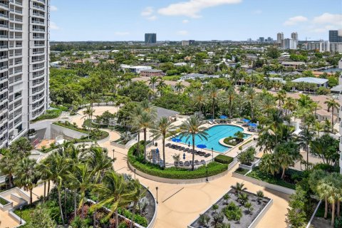 Condominio en Aventura, Florida, 2 dormitorios  № 1960439