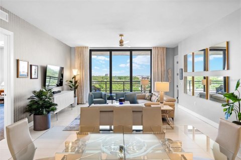 Condominio en venta en Tampa, Florida, 2 dormitorios, 192.12 m2 № 2139725 - foto 10