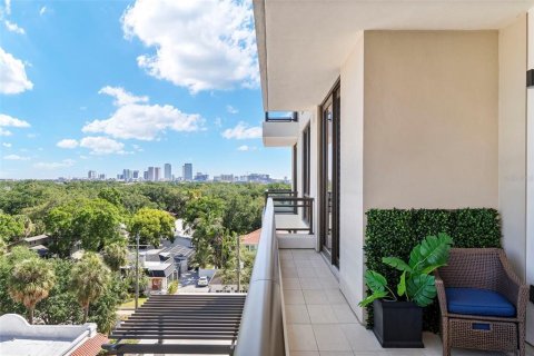 Condominio en venta en Tampa, Florida, 2 dormitorios, 192.12 m2 № 2139725 - foto 18
