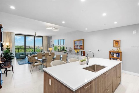 Condominio en venta en Tampa, Florida, 2 dormitorios, 192.12 m2 № 2139725 - foto 9