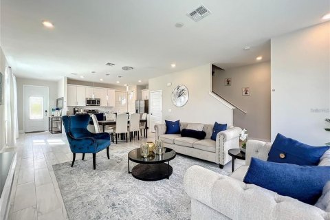 Townhouse in Four Corners, Florida 3 bedrooms, 154.12 sq.m. № 1858397 - photo 21